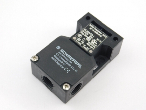 Interrupteur de sécurité AZ 15 ZO-1476-5/2036-2 Schmersal neuf