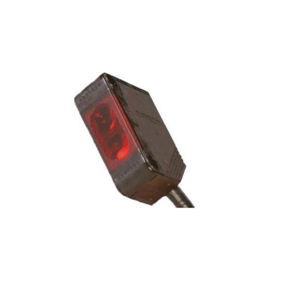 Nouveau capteur photoélectrique Omron E3Z-D66 avec amplificateur intégré Nouveau capteur photoélectrique Omron E3Z-D66 avec amplificateur intégré